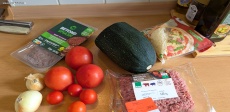 Hochbeet außer Kontrolle und Riesenzucchini